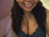 JOVEN TETONA XXXL GUAPA RISUEÑA TRATO D NOVIOSCARICIAS BESOS SEXO RICO