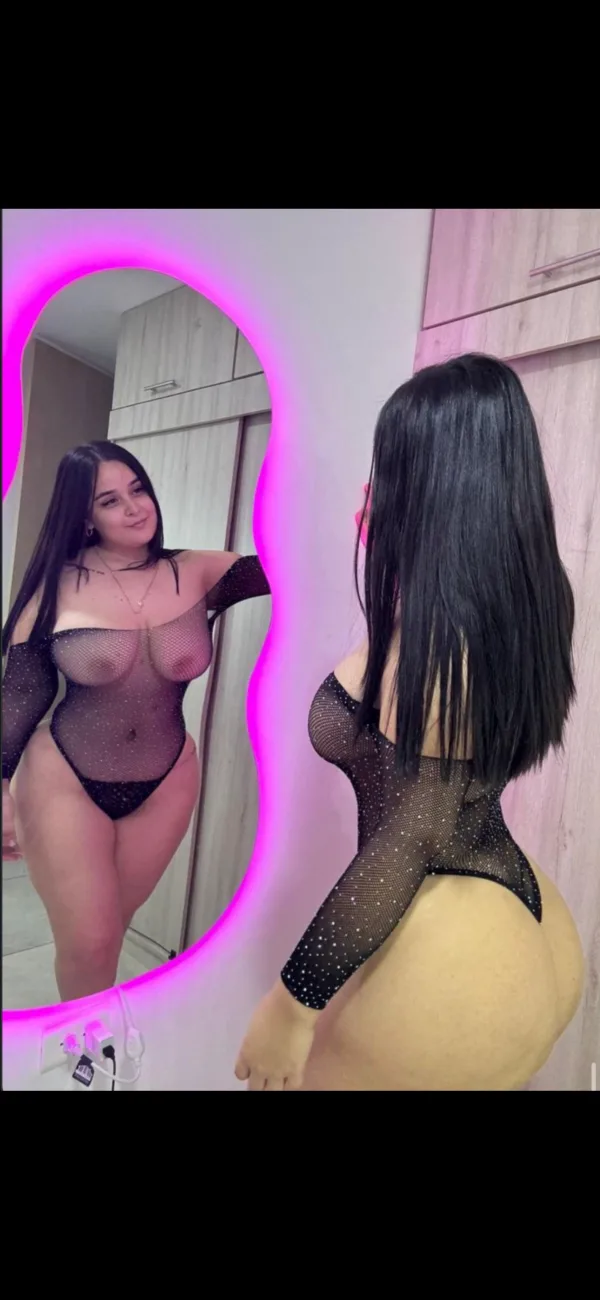 CHICA TOP