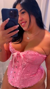 ZONA GROS - BRASILEÑA CURVY EXPLOSIVA Y JUGUETONA