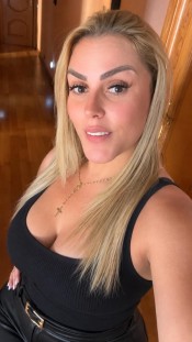 SI BUSCA SALíR DEL CONFORT HAS LLEGADO AL SITIO IDEAL RUBIA CACHONDA