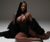 LISBETH ESPECTACULAR LATINA