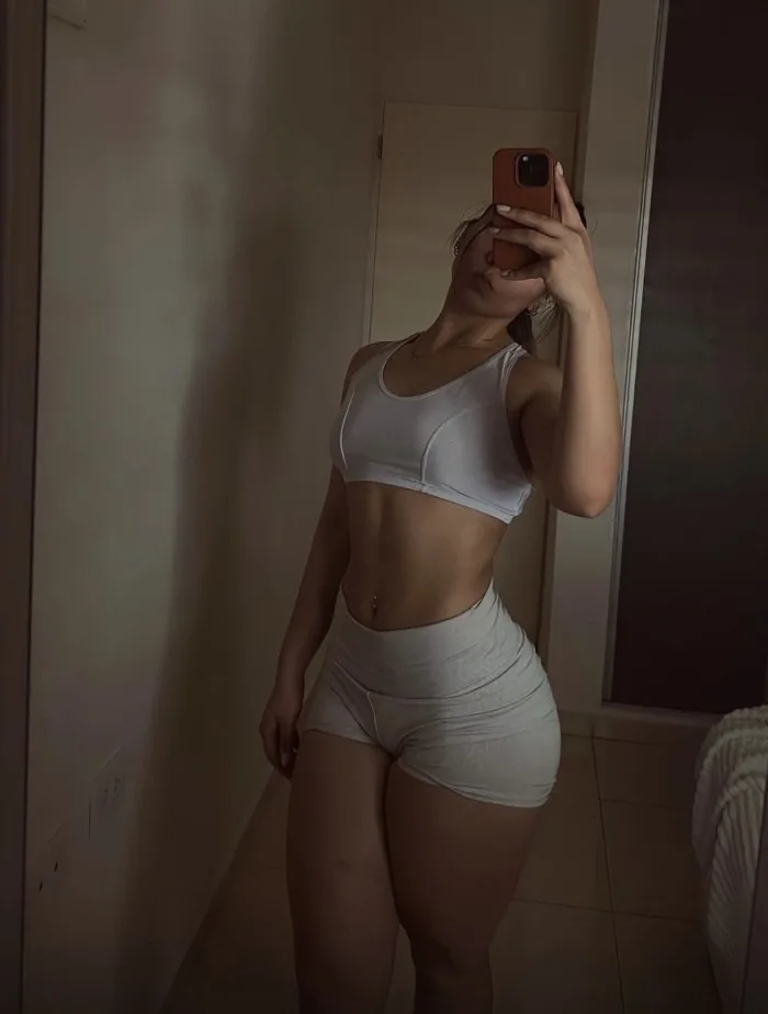 ESPECTACULAR CHICA COLOMBIANA EN SABADELL
