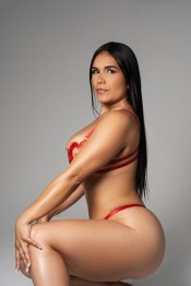 BRENDA DULCE LLAMA ARDIENTE EN LA PIEL