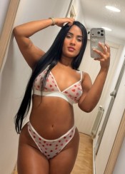 VENEZOLANA DE LUJO JUGUETONA, FOGOSA Y MUY MORBOSA