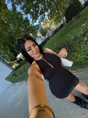 DAKOTA MUY FIESTERA Y CALIENTE CON SITIO EN LEON