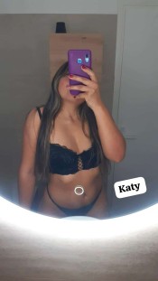 SEXY GUAPA COMPLACIENTE JUGUETONA DISPUESTA