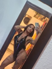 DONATELA TRANS SIEMPRE CACHONDA PARA GOZAR RICO