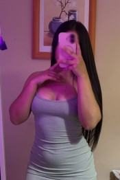 HERMOSA CHICA MUY PEQUEñA, CARIñOSA