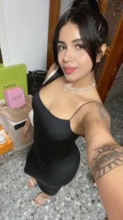 CARIÑOSA Y MUY COMPLACIENTE