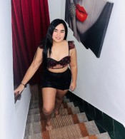 JUGUETONA FIESTERA Y MUY SIMPATICA