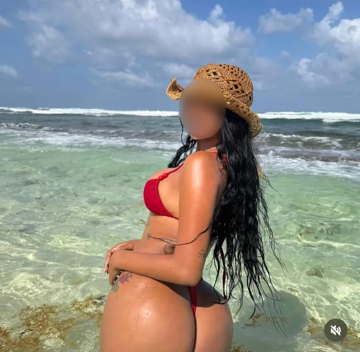 TU TENTACIÓN COLOMBIANA MÁS COQUETA  607527848