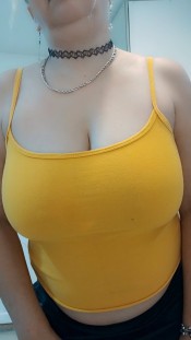 RUBIA DORADA  EN AVENIDA VALENCIA DULCE AMOROSA  BESOS CON LENGUA