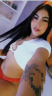 CACHONDA CON GANAS DE BAñARME EN LECHE