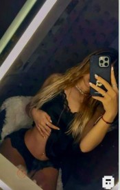 AYTANA SIMPáTICA Y CARIñOSA