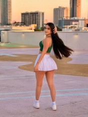 ESMERALDA DELICIOSA COMPLACIENTEEN ZONA FERIA