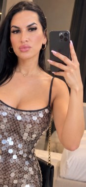 ESTOY EN PUERTO BANUS! BELA ELEGANTE Y SIEMPRE CACHONDA! 24H DISPONIBLE