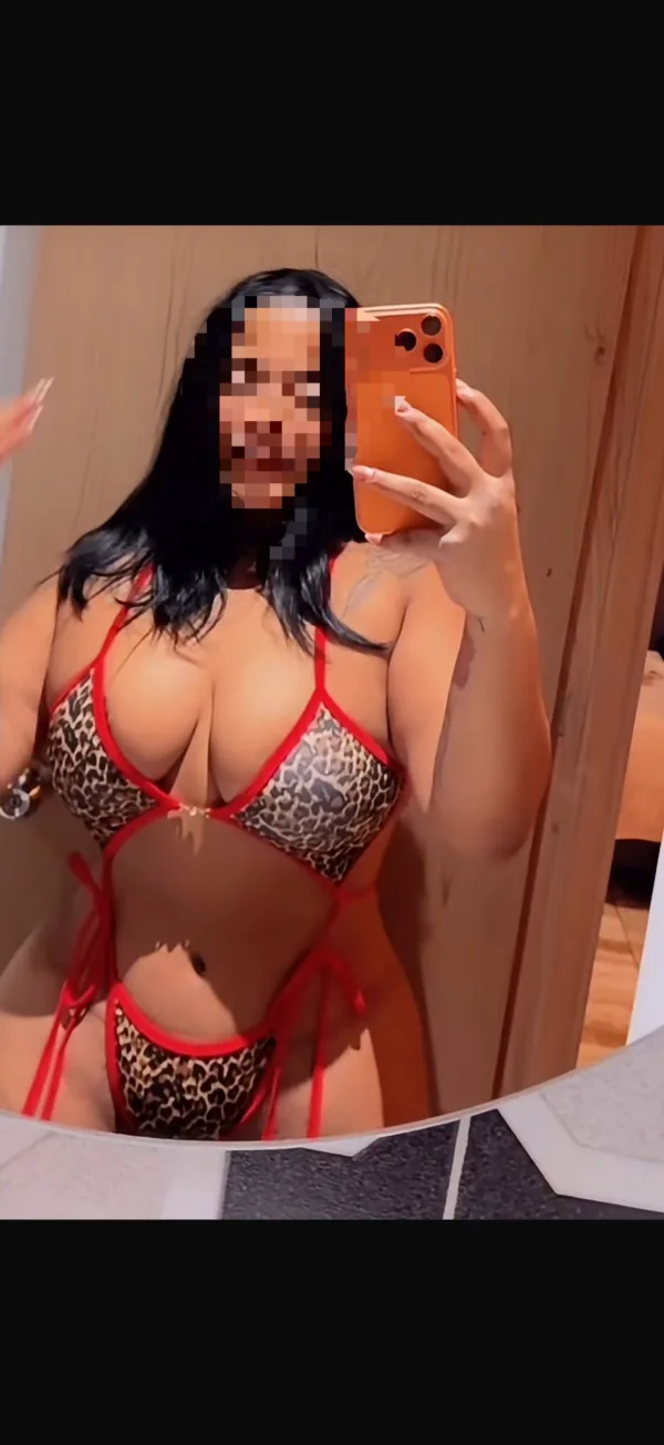 CHICA  NINFóMANA  NUEVA EN GIJON POR PRIMERA VEZ