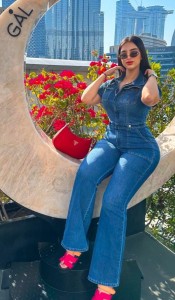 CHICA ARABE  JOVEN Y REAL
