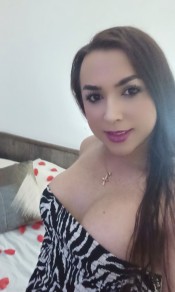 TRANS VERSáTIL ACTIVA, FIESTERA 24HRAS FULL CULAZO Y POLLA DE 19 CM