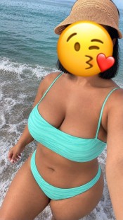 FIESTERA IMPLICADA CACHONDA DESEOSA DE PLACER