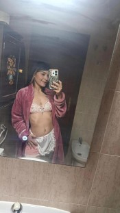 MUñEQUITA COLOMBIANA FIESTERA MINUTO DE ORO