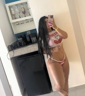 JOVENCITA ARDIENTE