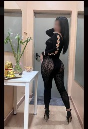 NOVEDAD AMIGAS . FIESTERAS. CON GANAS DE DIVERSIóN