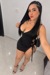 SOFIA MUY FIESTERA Y DIVERTIDA EN ALCIRA CON SITIO