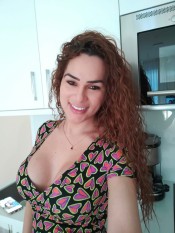TRANS THAISSA EN SANTANDER MORENA GUAPA FEMENINA!