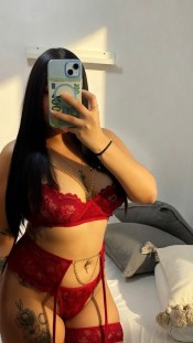 JOVENCITA CALIENTE