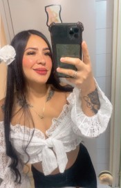 ENCANTO  LATINO  RECIÉN LLEGADA A PARLA
