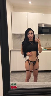 CHICA APASIONADA Y DESENFRENADA 613699820