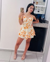 FIESTERA ENROLLADA BESOS CON LENGUA 24 HORAS!