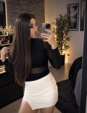 TRANS NATURAL Y FEMENINA PECHONATURAL NO OPERADA