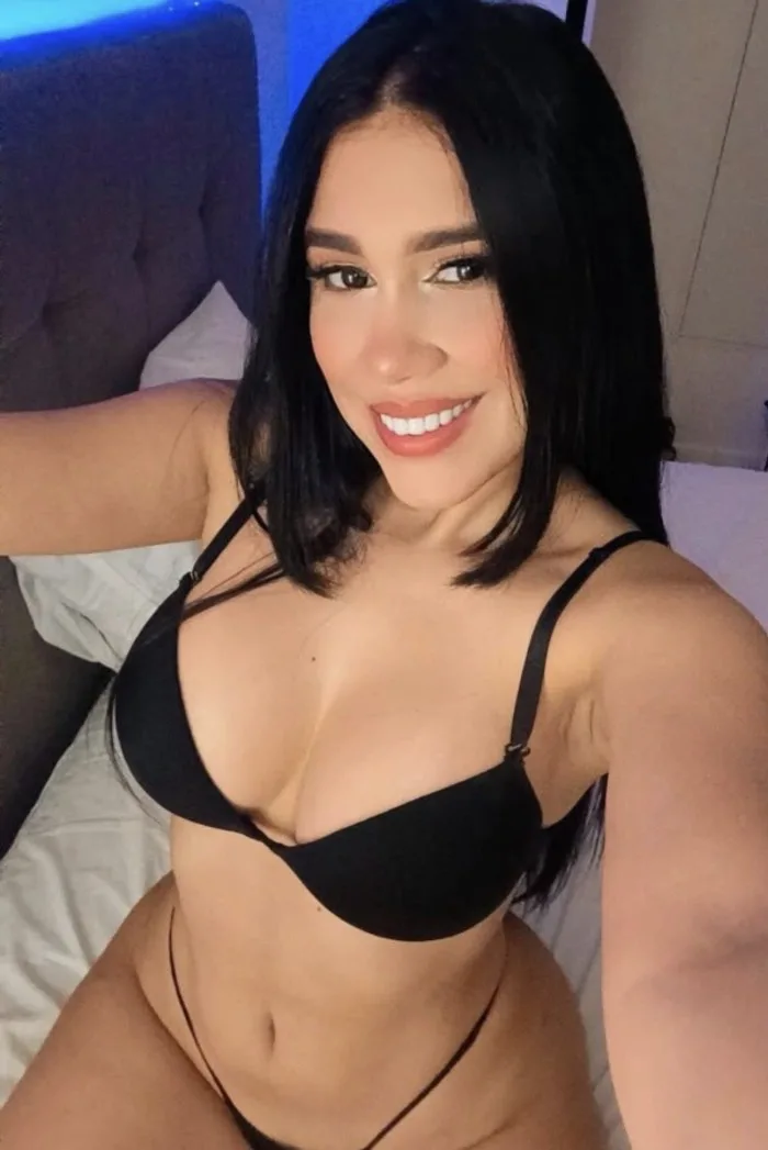 BRASILEñA JOVENCITA MUY CALIENTE - NOU BARRIS