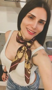 TRANS VERSáTIL ACTIVA, FIESTERA 24HRAS FULL CULAZO Y POLLA DE 19 CM