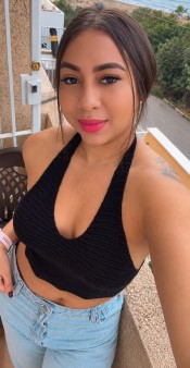 BUSCAS UNA CHICA ATRACTIVA PARA HACER EL AMOR??