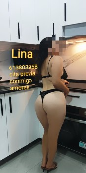 HERMOSA IMPLICADA FIESTERA RICO POLVITO 30€