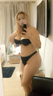 RICA LATINA SUPER MAMONA,ME ENCANTA LA POLLAS RICAS