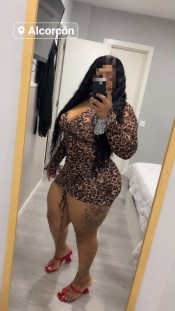 ALANA MORENA FOGOSA DE GRANDES CURVAS FIESTERA 24/7 TENGO TODO PARA TI