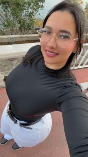 CRYSTALL EN IRUN NOVEDAD! JUGETONA FIESTERA QUIROMASAJISTA PARTICULAR