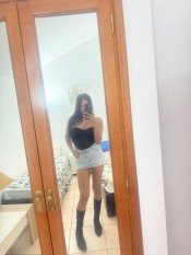 HERMOSA DAMA  LISTA PARA FIESTA