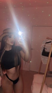 JOVENCITA TRANS MORBOSA VICIOSA Y FIESTERA