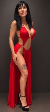 BRASILEñA CALIENTE