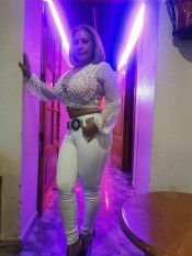 YOLI RUBIA COLOMBIANA NALGONA FIESTERA 24H