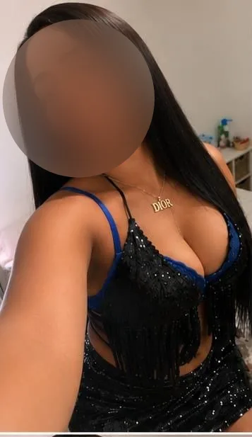 614795784 ROSSANA CACHONDA Y EXQUISITA EN LA LAGUNA