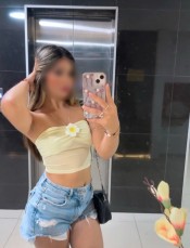 JOVENCITA EXUBERANTE Y MUY CARIÑOSA