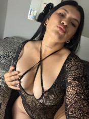 ADRIANA MUY COMPLETA 695425467 - ARONA