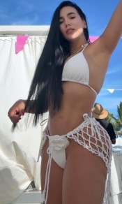 CHICA LATINA MUY COMPLETA FIESTERA INDEPENDIENTE 24 HRS