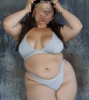 MAYRA CACHONDA CON GANAS DE.....